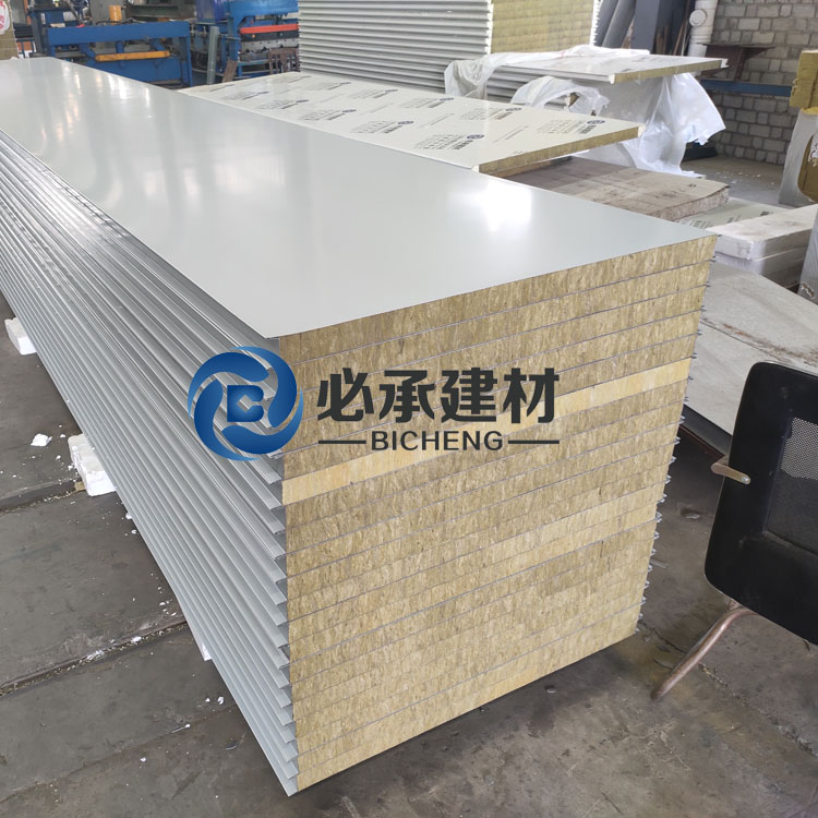 巖棉夾芯板在潮濕環境下是否會影響性能？